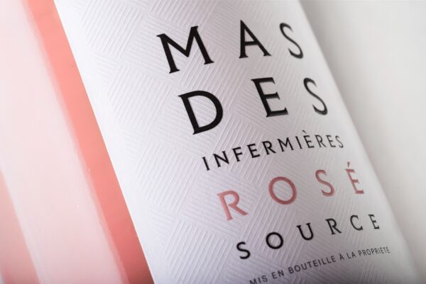 Source rosé, Mas des Infermières, under the sun of Luberon. Ridley Scott